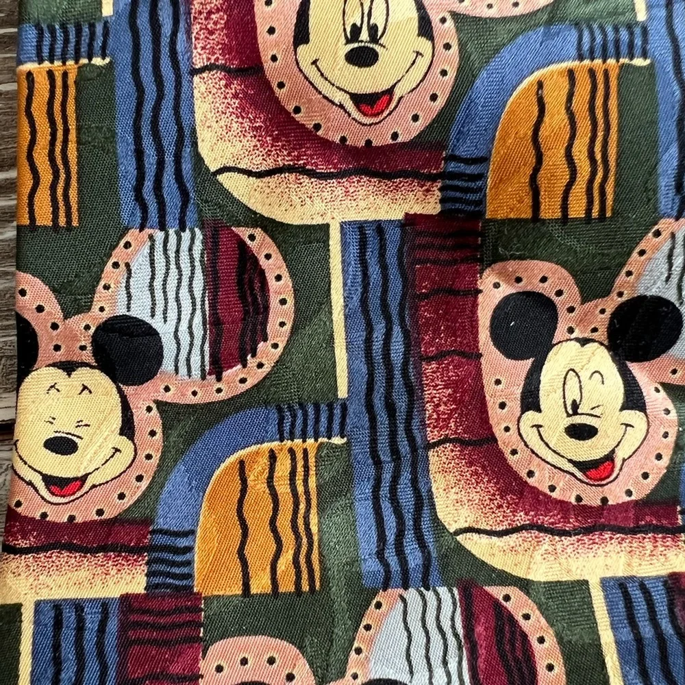Disney necktie Mickey Mouse Unlimited men’s formal wear tie suit‎ cartoon color